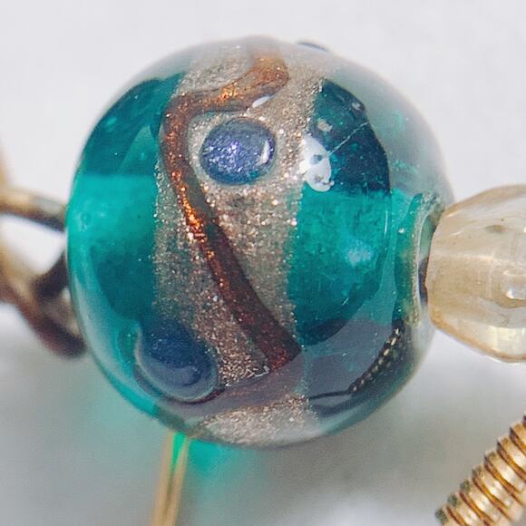 VTG Glass Lampwork Brass Earrings Green Boho Artisan Drop Dangle Ornate Earthy - Picture 15 of 16